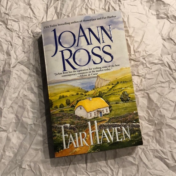 ⭐️5 for $15⭐️ Fair Haven by JoAnn Ross | Book - Picture 1 of 2